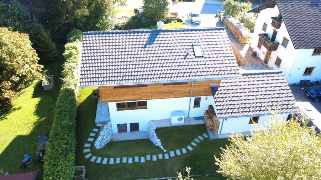 dji_fly_20250919_161011_0_1758291011268_photo_low_quality